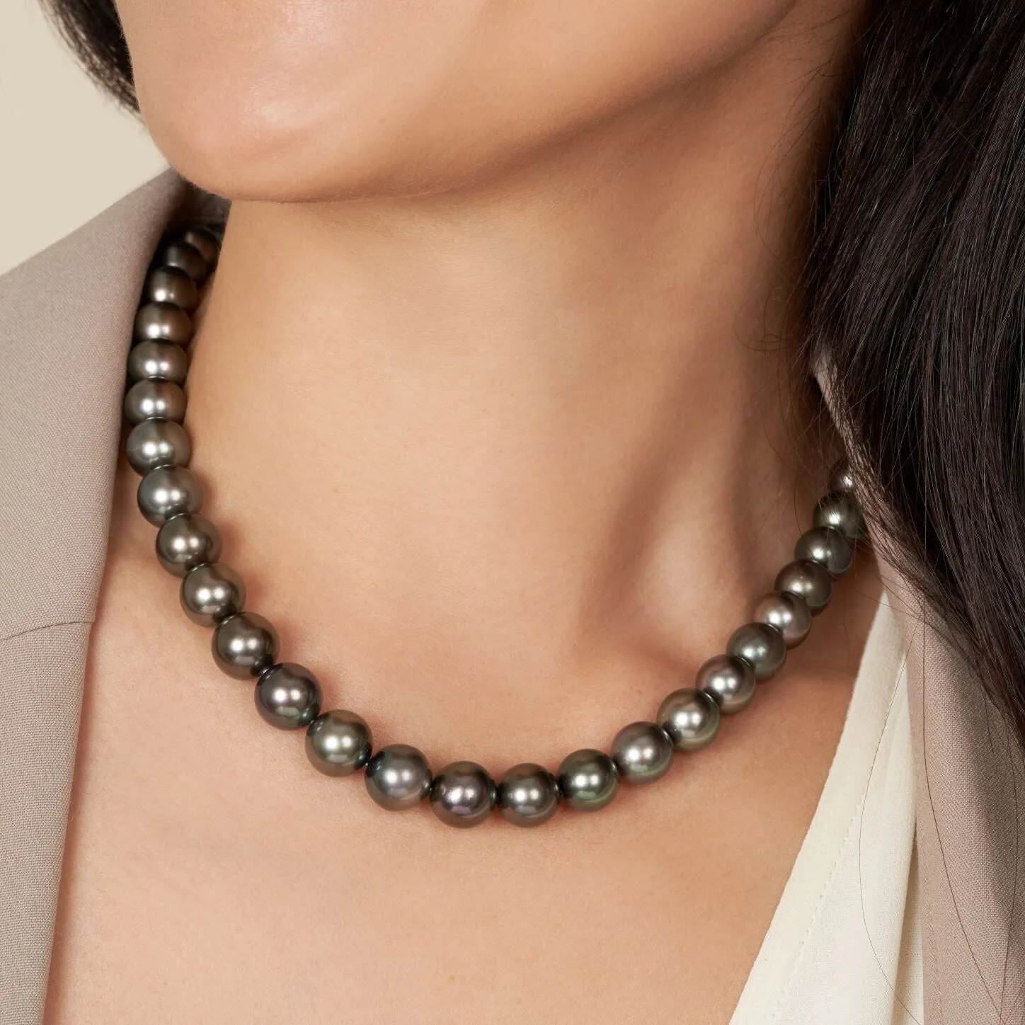 8.6-10.8 mm AA /AAA Tahitian Round Pearl Necklace