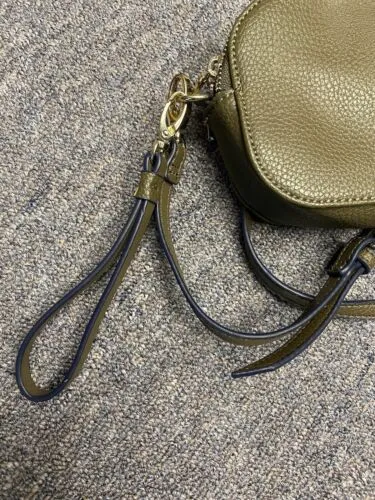 Nine West Faux Olive Leather shoulder Crossbody Purse Goldtone hardware Wristlet