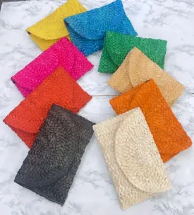 The Perfect Summer Straw Clutch